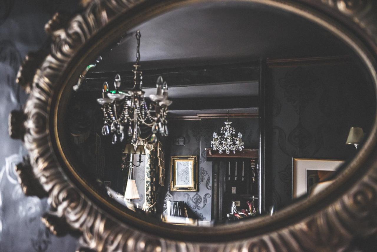 Jeakes House Bed and Breakfast Rye Eksteriør billede A mirror